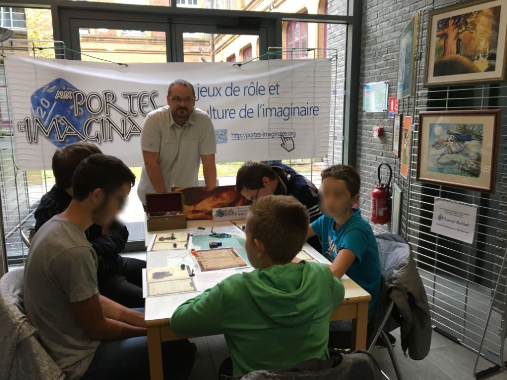 Parties lors du salon des littératures maudites avec des enfants (11 à 16 ans).